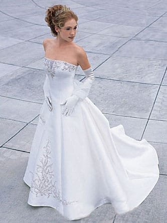 wedding dresses for older bridesclass=cosplayers